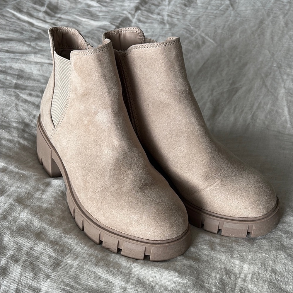 Women's Tan Ankle Boots